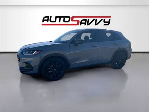 Used 2025 Honda HR-V Sport image 3