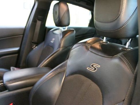 Used 2016 Chrysler 200 S AWD/4WD image 17