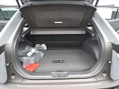 New 2026 Toyota C-HR AWD/4WD image 13