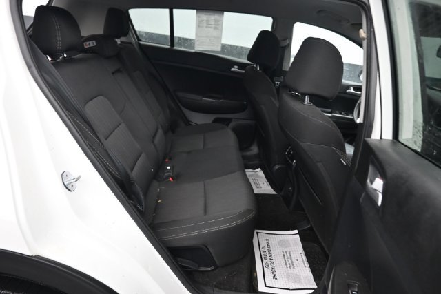 Used 2020 Kia Sportage LX AWD/4WD image 7