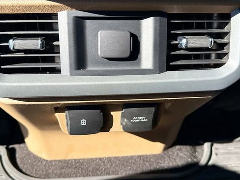 Certified 2022 Ford F150 Lariat image 29