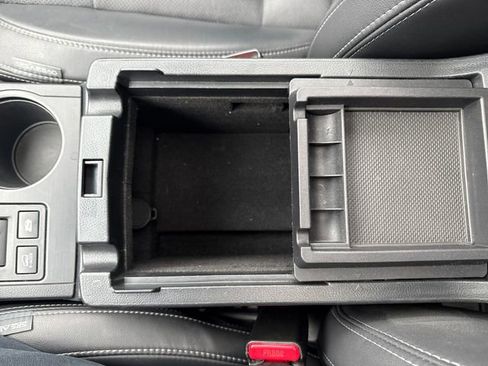 Used 2015 Subaru Outback 2.5i Limited image 25