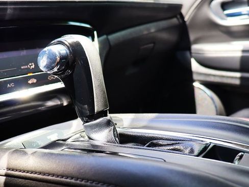 Used 2021 Honda HR-V EX-L image 51