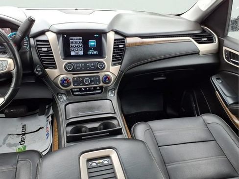 Used 2018 GMC Yukon XL Denali w/ Open Road Package AWD/4WD image 15