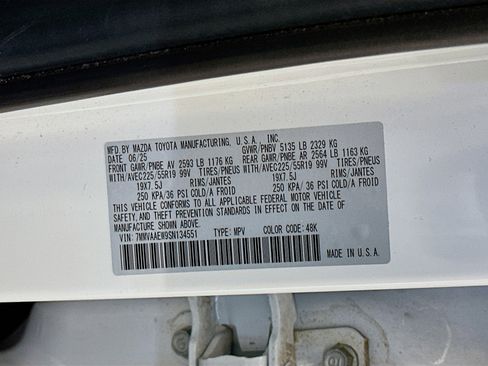 Used 2025 MAZDA CX-50 2.5 Hybrid w/ Premium Plus Pkg image 12