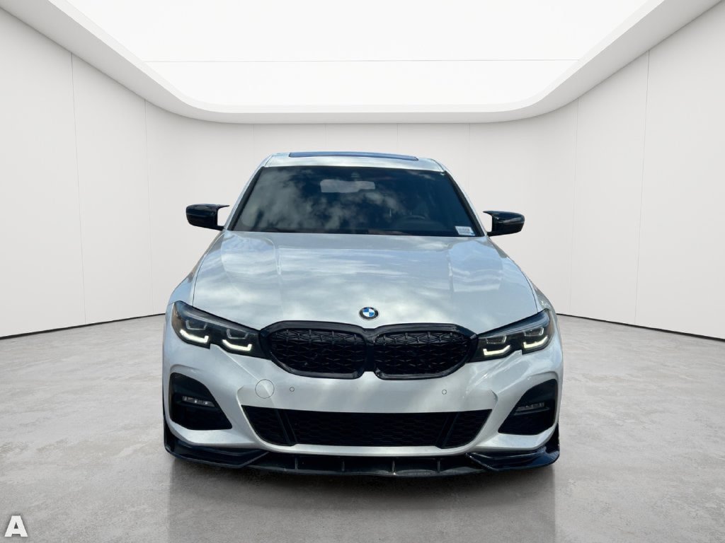 Used 2022 BMW 330i Sedan w/ M Sport Package RWD image 8
