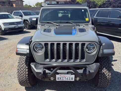Used 2021 Jeep Wrangler Unlimited Rubicon 4xe w/ Cold Weather Group AWD/4WD image 8