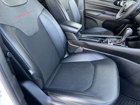 Used 2024 Jeep Compass Trailhawk image 23