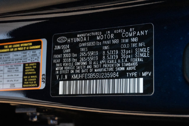 Used 2025 Genesis GV80 2.5T Standard AWD/4WD image 33