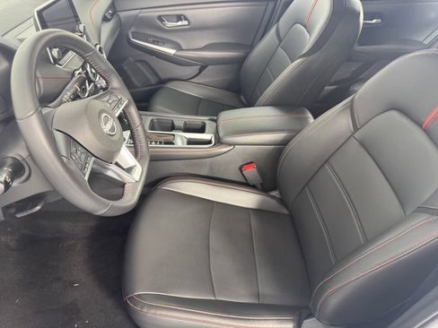 Used 2024 Nissan Sentra SR w/ SR Premium Package FWD image 14