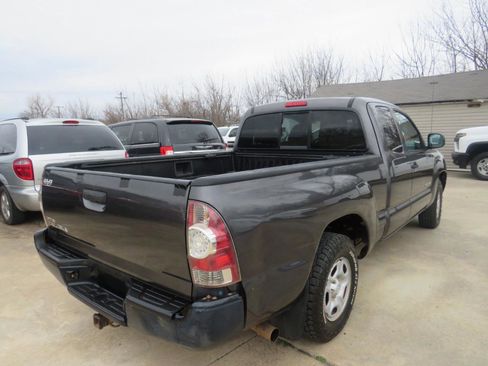 Used 2011 Toyota Tacoma 2WD Access Cab w/ Convenience Pkg image 27