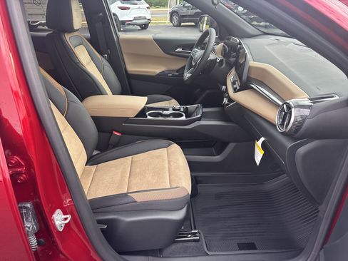 New 2026 Chevrolet Equinox ACTIV w/ LPO, Floor Liner Package image 14