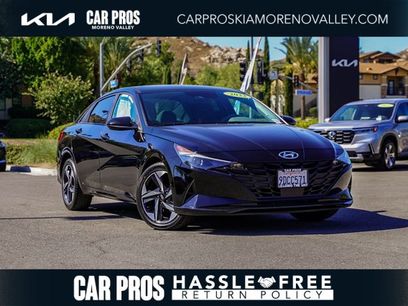 Used 2023 Hyundai Elantra SEL w/ Convenience Package