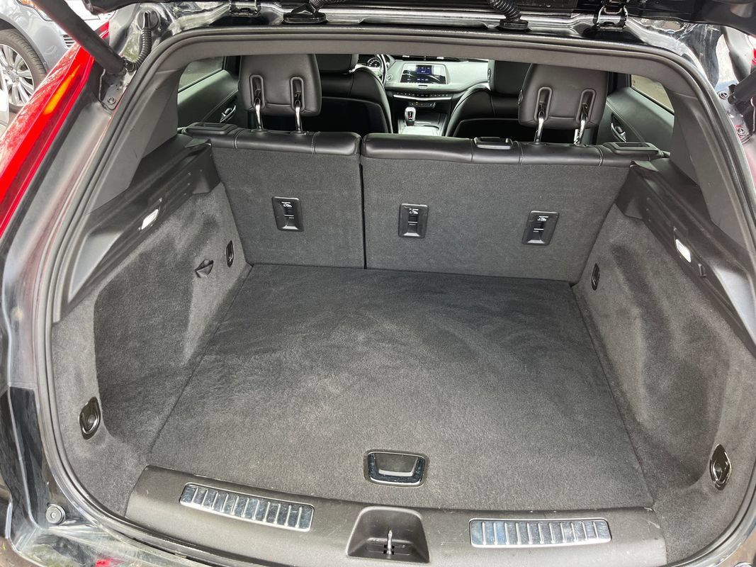 Used 2019 Cadillac XT4 Premium Luxury AWD/4WD image 24