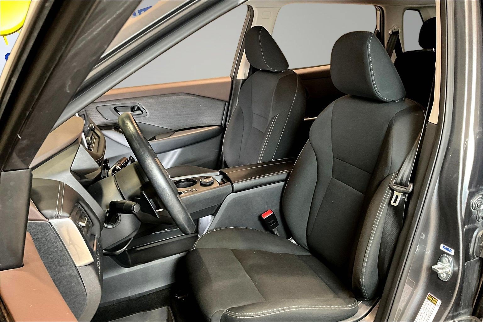 Used 2023 Nissan Rogue S AWD/4WD image 21