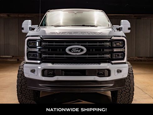 Used 2026 Ford F250 Platinum image 4