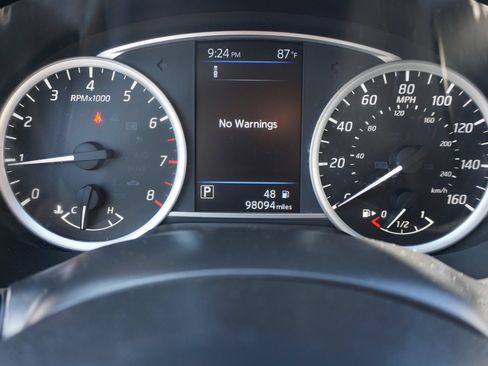 Used 2019 Nissan Sentra S FWD image 11
