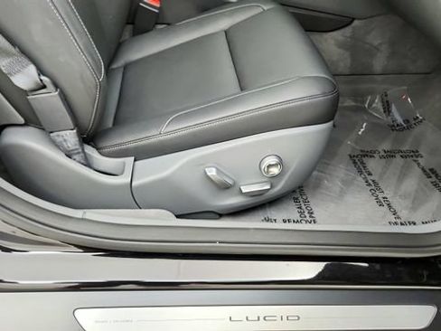 Used 2025 Lucid Air Pure RWD image 37