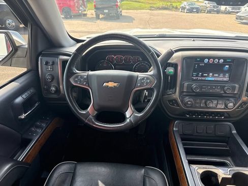 Used 2017 Chevrolet Silverado 1500 High Country AWD/4WD image 12