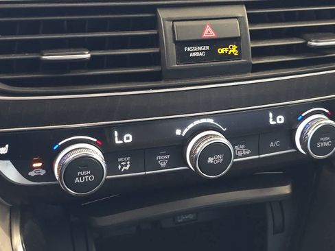 Used 2018 Honda Accord EX-L image 21