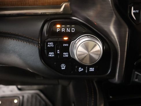 Used 2021 RAM 1500 Limited image 9