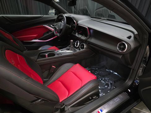 Used 2016 Chevrolet Camaro SS RWD image 35