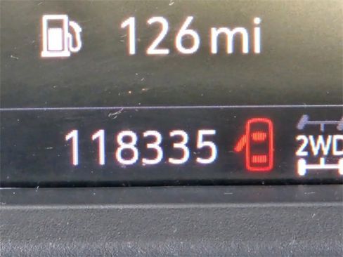 Used 2021 Chevrolet Silverado 1500 LT Trail Boss w/ Convenience Package II image 26