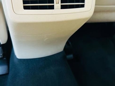 Used 2010 Toyota Venza FWD 4CYL image 16