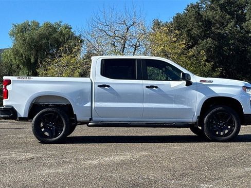 New 2026 Chevrolet Silverado 1500 LT Trail Boss w/ Convenience Package II image 3