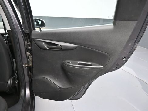 Used 2016 Chevrolet Spark LT image 37