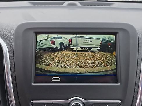 Used 2019 Chevrolet Equinox LT image 22