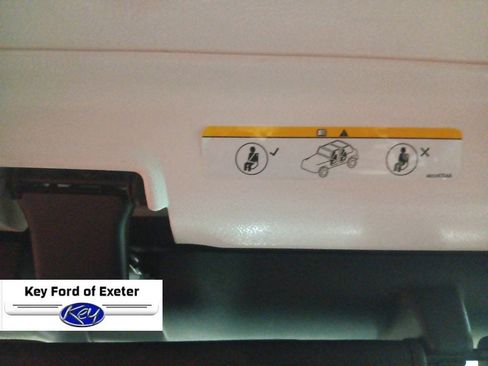 Used 2017 Jeep Wrangler Sahara AWD/4WD image 26