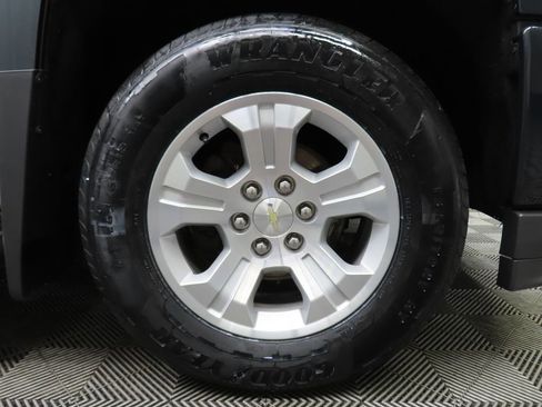 Used 2018 Chevrolet Silverado 1500 LT w/ All Star Edition image 8