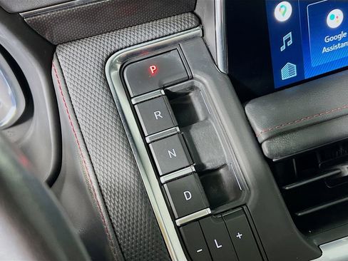 Used 2022 Chevrolet Tahoe RST w/ Luxury Package image 16