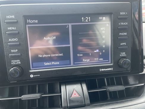 Used 2022 Toyota RAV4 LE AWD/4WD image 19
