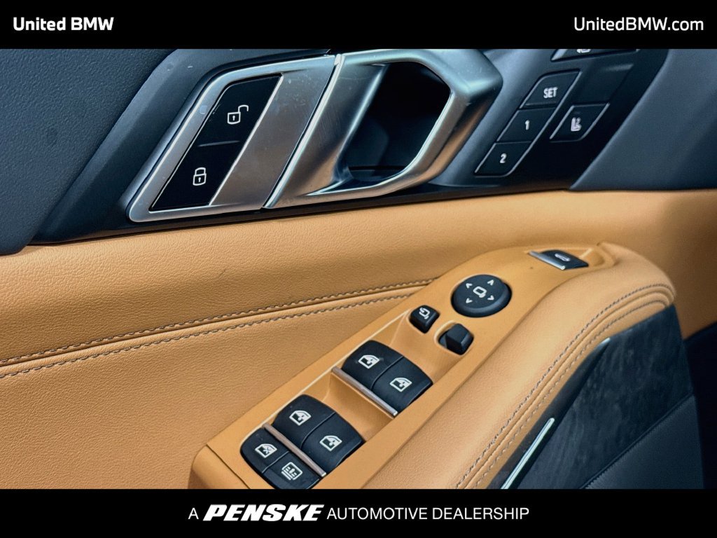 Used 2026 BMW X7 xDrive40i AWD/4WD image 3
