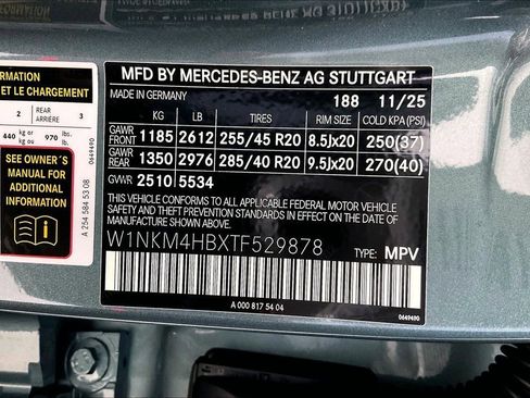 Used 2026 Mercedes-Benz GLC 300 4MATIC image 32