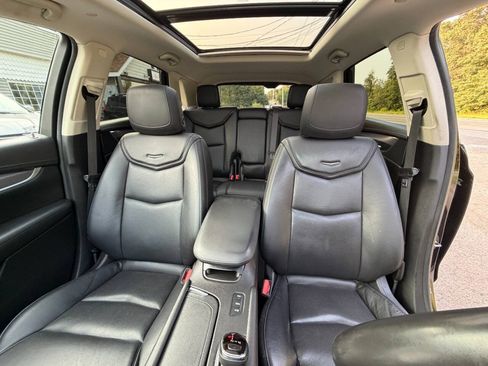 Used 2017 Cadillac XT5 Premium Luxury AWD/4WD image 29