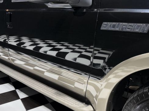 Used 2001 Ford Excursion Limited image 13