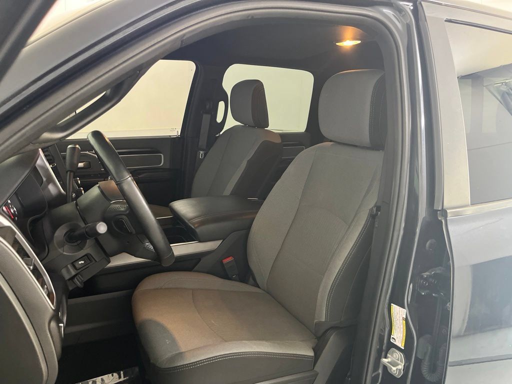 Used 2022 RAM 2500 Big Horn w/ Level B Equipment Group AWD/4WD image 18
