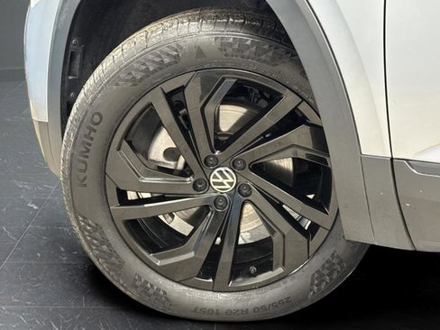 Used 2022 Volkswagen Atlas SE w/ Panoramic Sunroof Package image 36