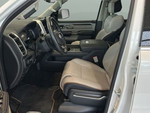 Used 2025 RAM 1500 Tungsten AWD/4WD image 8