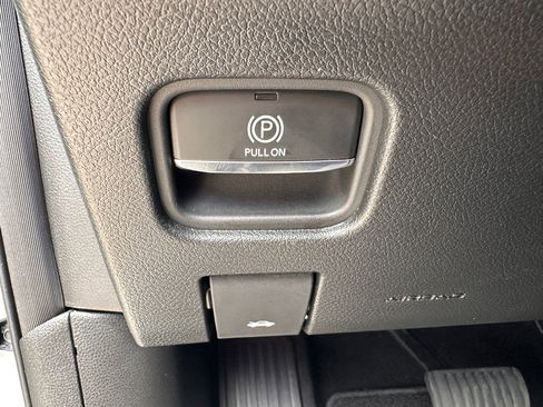 Used 2024 Jeep Grand Cherokee L Summit image 15