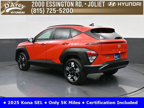 Certified 2025 Hyundai Kona SEL image 7