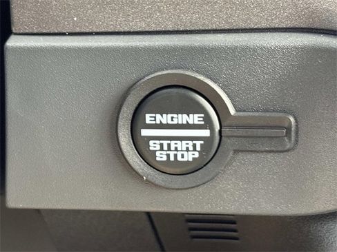 New 2025 Ford Bronco 4-Door image 23