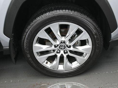 Certified 2025 Toyota RAV4 XLE Premium image 40