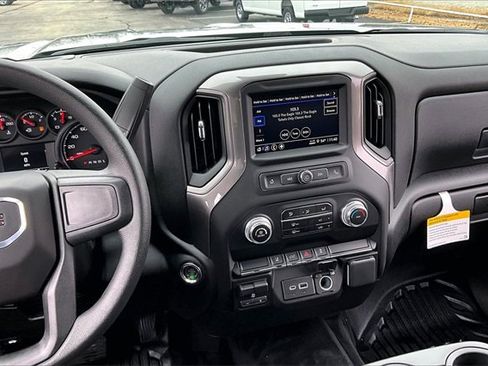 New 2026 GMC Sierra 2500 Pro w/ Convenience Package image 7