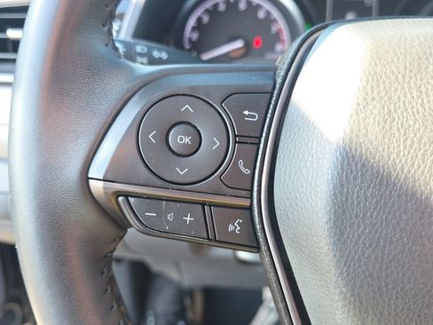 Used 2023 Toyota Camry SE w/ Convenience Package FWD image 19