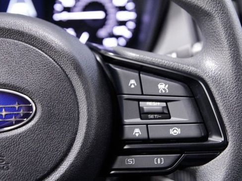 Used 2025 Subaru Crosstrek 2.0i image 25