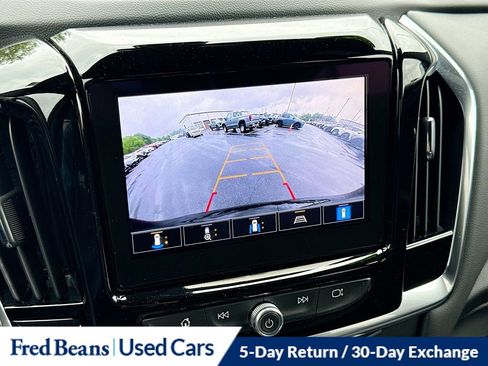 Used 2023 Chevrolet Traverse RS AWD/4WD image 16